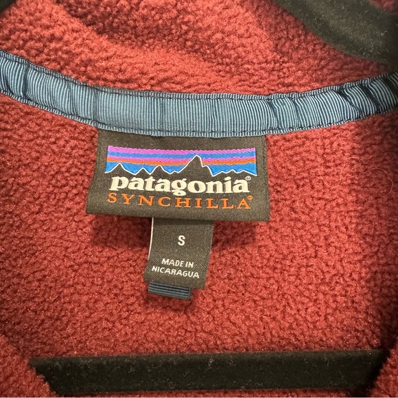 Patagonia Lightweight Synchilla Fleece Pullover - Picture 2 of 2